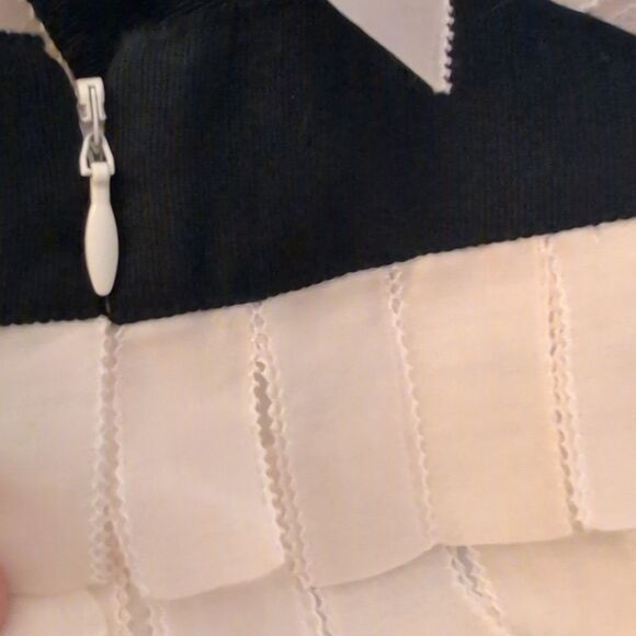 J. Crew women's cream layered tiered ruffle silk skirt size 10 NWT - Picture 6 of 9